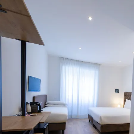 Michelangelo Vatican Oda ve Kahvaltı 4*